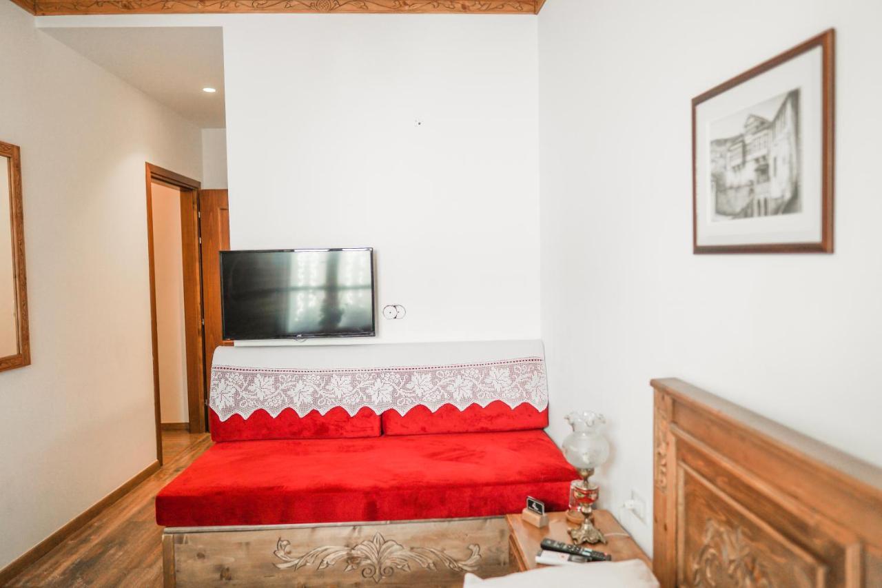 4Rooms Hotel Gjirokastra Kültér fotó